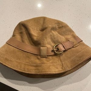 suede Coach hat
